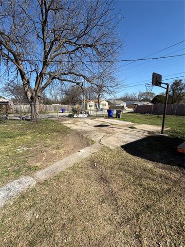 Building Photo - 2782 Wilhurt Ave