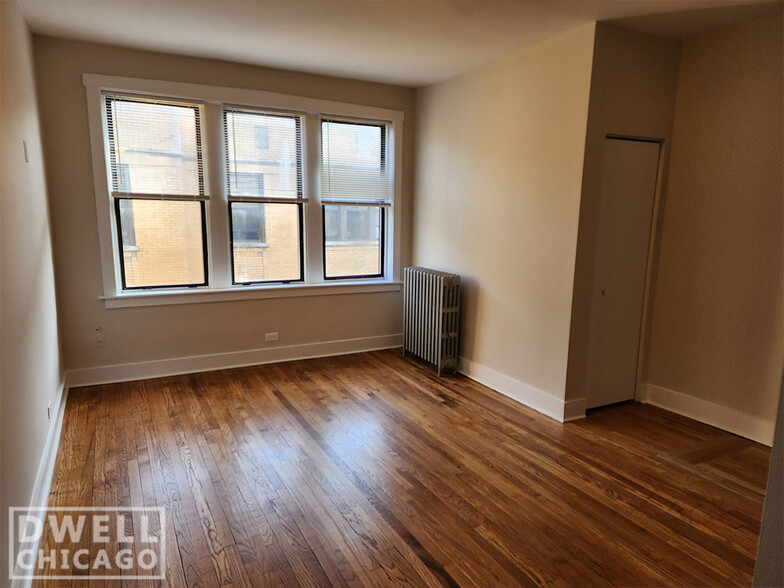 Building Photo - 1518 N Kedzie Ave