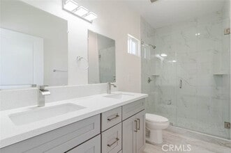 Building Photo - 1961 Waltonia Dr