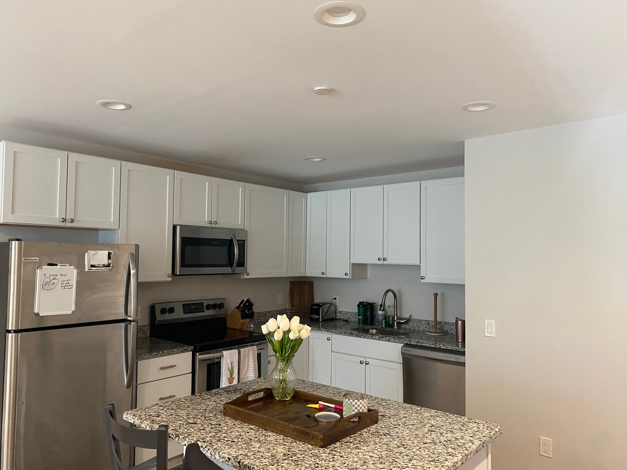 Building Photo - 283 Boston Post Rd