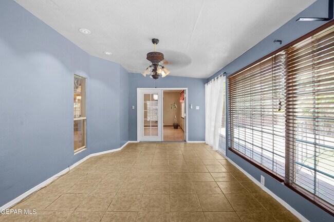 Building Photo - 1325 James Dudley Dr