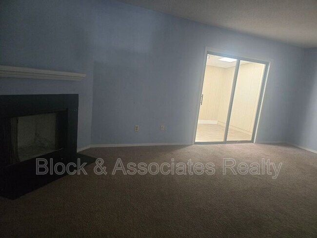 Building Photo - 1708 N Hamilton St