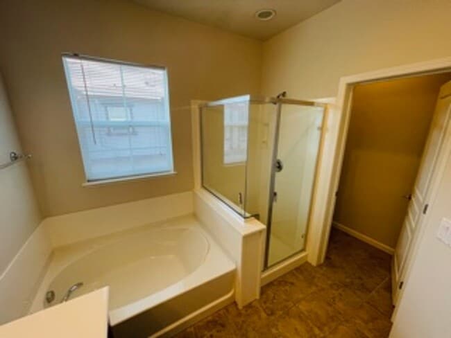 Building Photo - Mountain House, 2 Br., 2 Ba. Clean Unit, O...