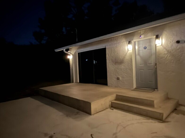 Building Photo - 6610 Golden Gate Pky