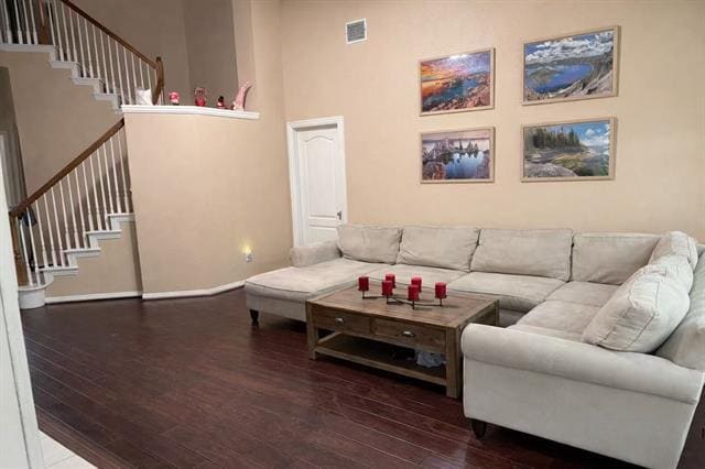 Building Photo - 4640 Wales Dr