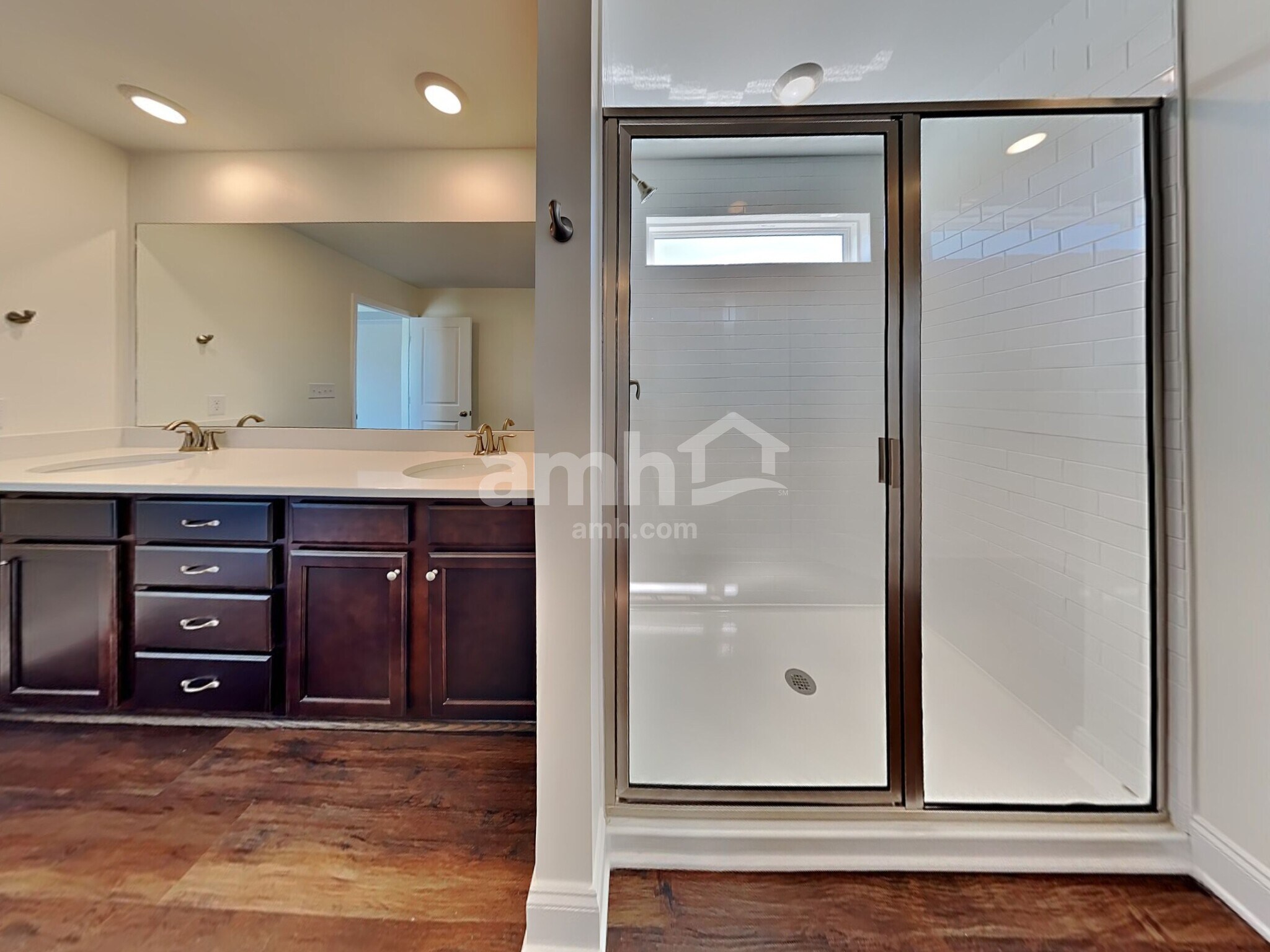 Building Photo - 5236 Valor Dr