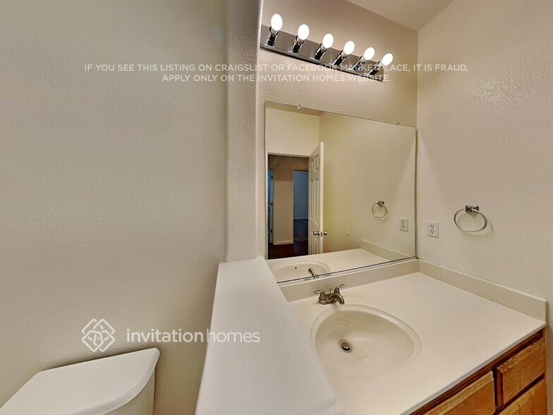 Building Photo - 1170 Butter Milk Ct