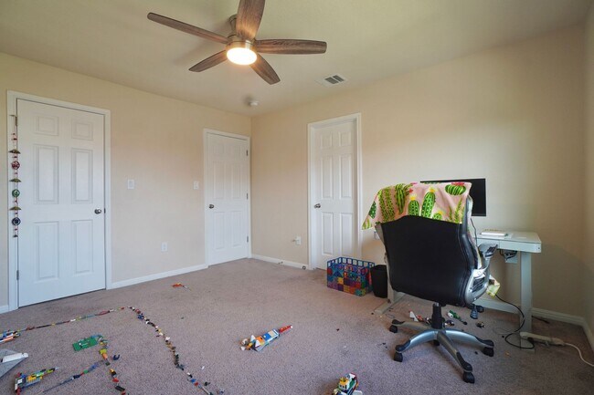 Building Photo - 445 Arrowhead Vine St