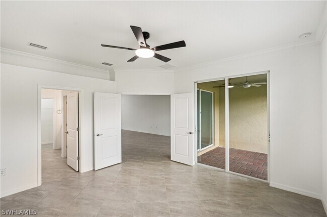 Building Photo - 1751 Alameda Dr