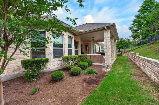 Building Photo - 609 Anfield Cir