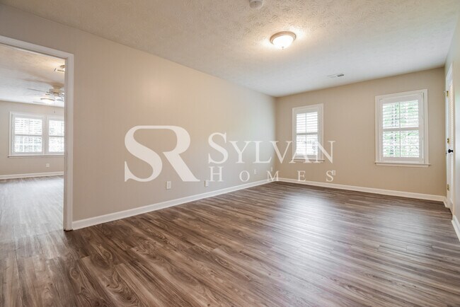 Building Photo - 4329 Revere Cir