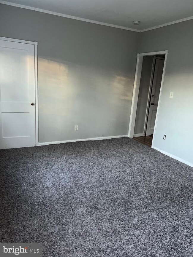 Building Photo - 3423 6th St