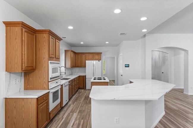 Building Photo - 2333 Stableridge Dr