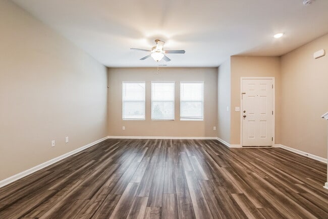 Building Photo - 364 Stone Arbor Wy