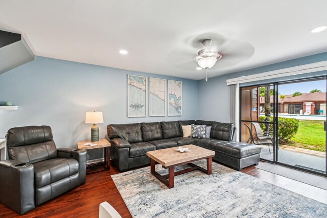 Building Photo - 17751 Panama City Beach Pkwy