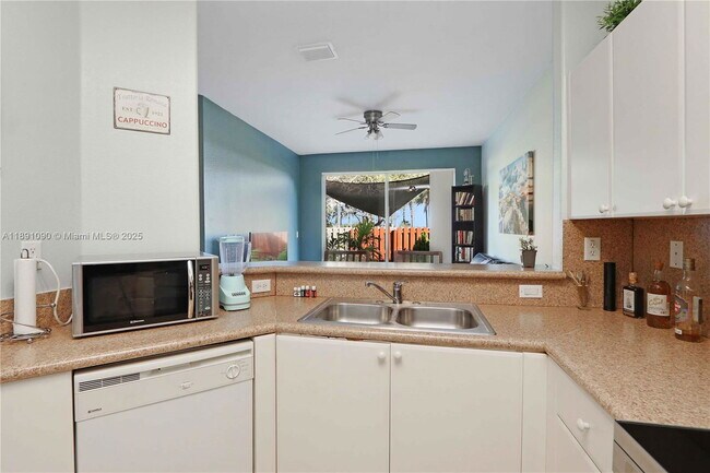 Building Photo - 14973 SW 8th Terrace