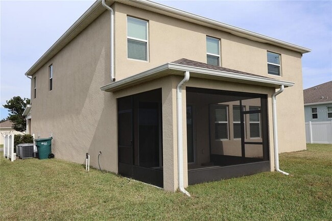 Building Photo - 4540 SW 65th Pl