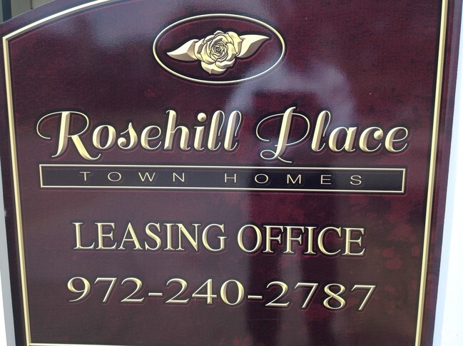 Building Photo - Rosehill Place Townhomes