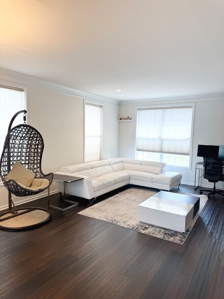 Building Photo - 23347 Carters Meadow Ter