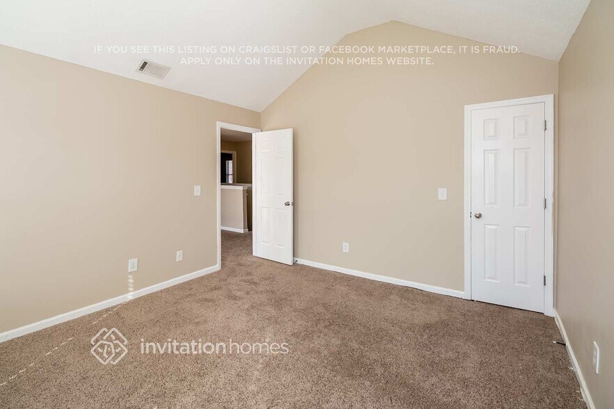 Building Photo - 215 Marriott Dr