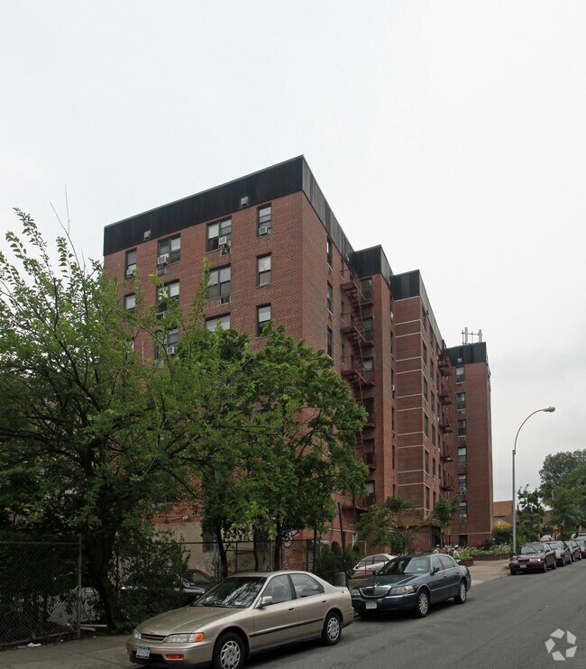 Building Photo - 164-10 84th Ave