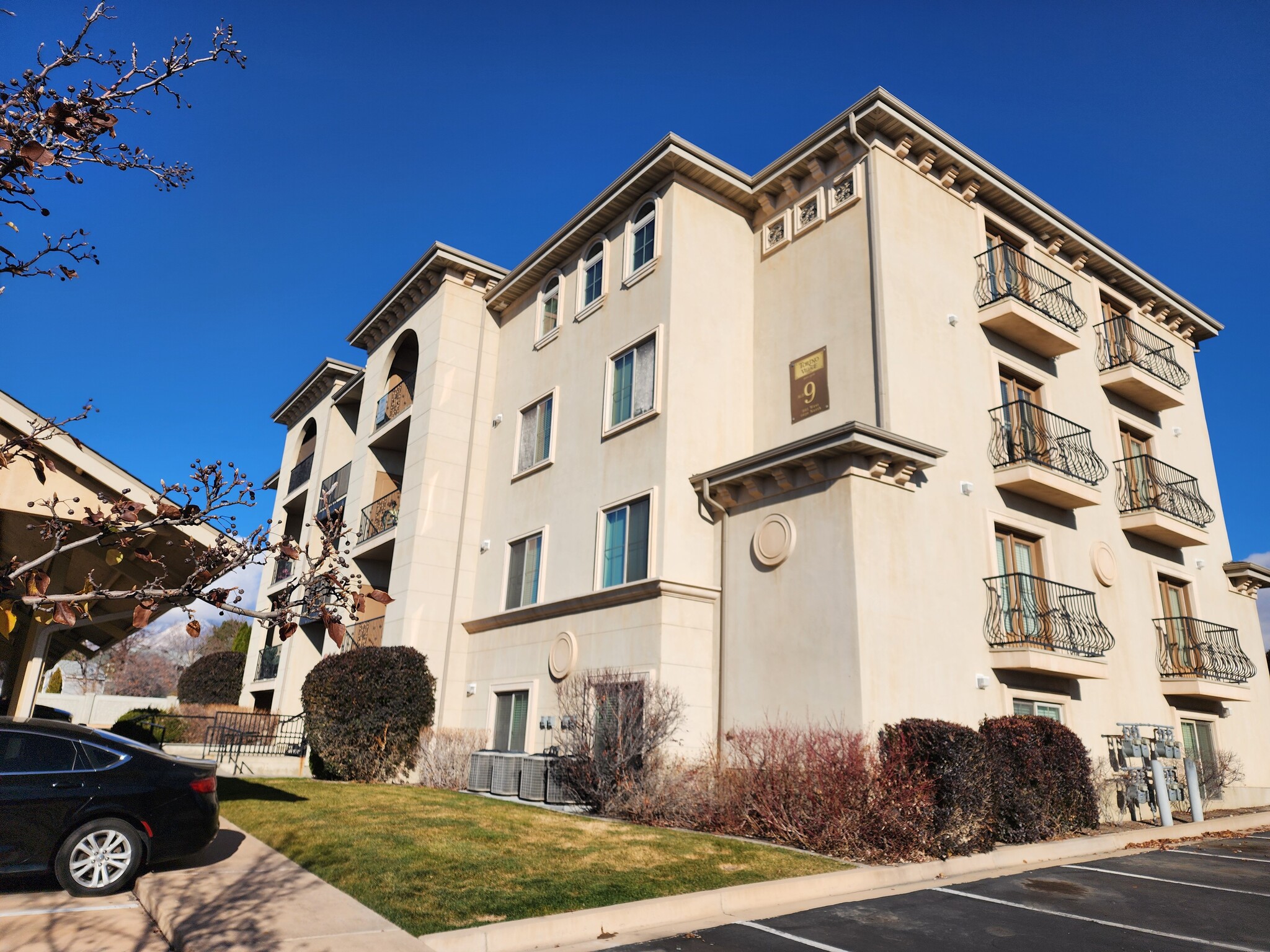 Building Photo - 1030 N 995 W