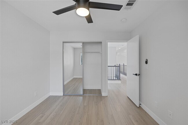 Building Photo - 1838 Thunder Mountain Dr