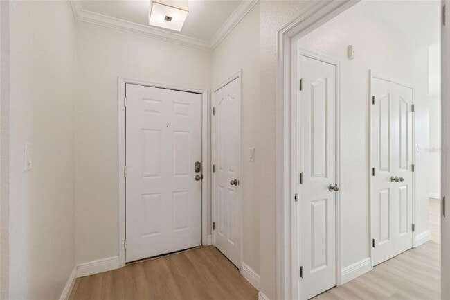 Building Photo - 5000 Culbreath Key Way