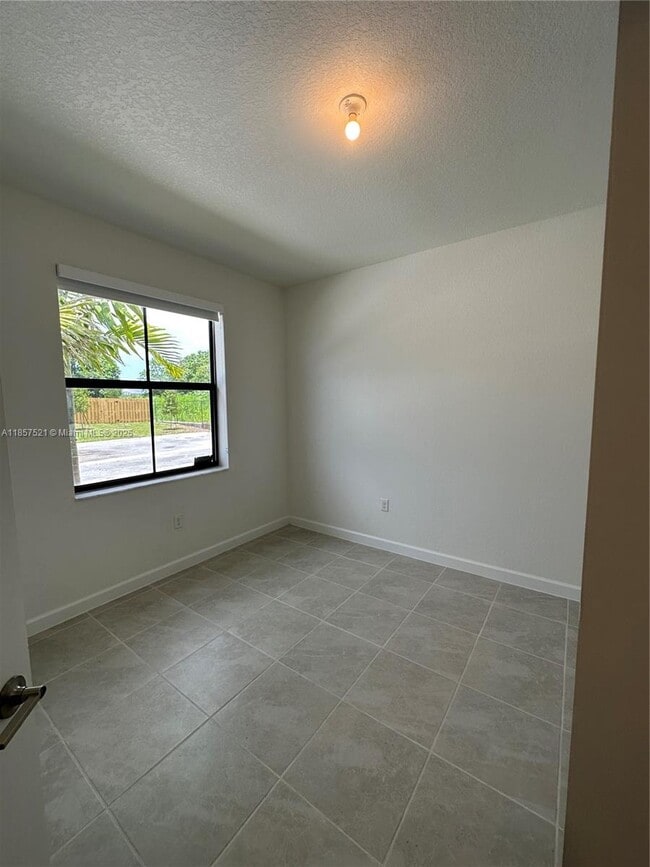 Building Photo - 28471 SW 132nd Ct