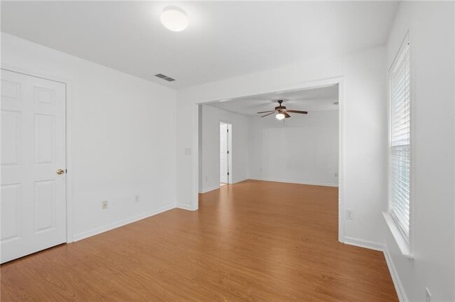 Building Photo - 368 Grayson Way