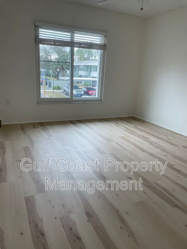 Building Photo - 21287 Gertrude Ave