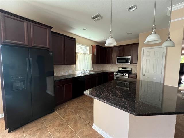 Building Photo - 1821 Turtledove Dr