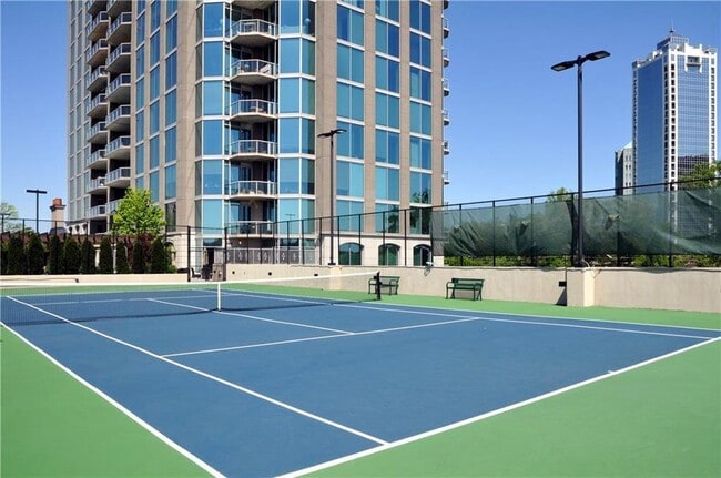 Building Photo - 2795 Peachtree Rd