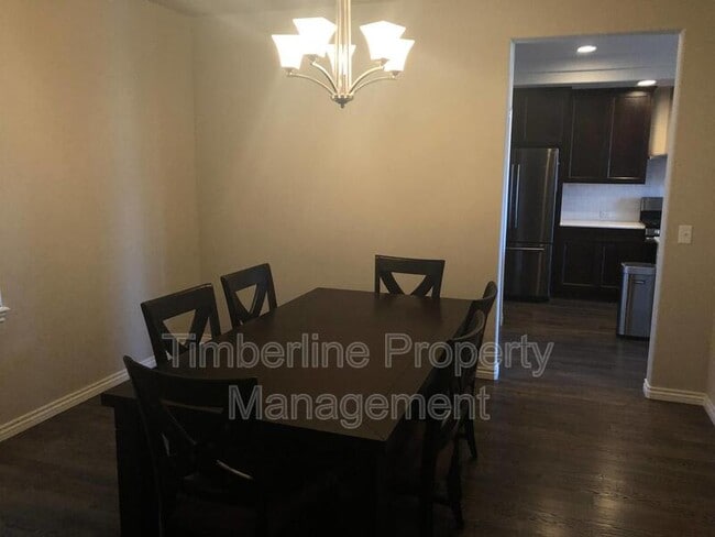 Building Photo - 10814 Warm Sunshine Dr