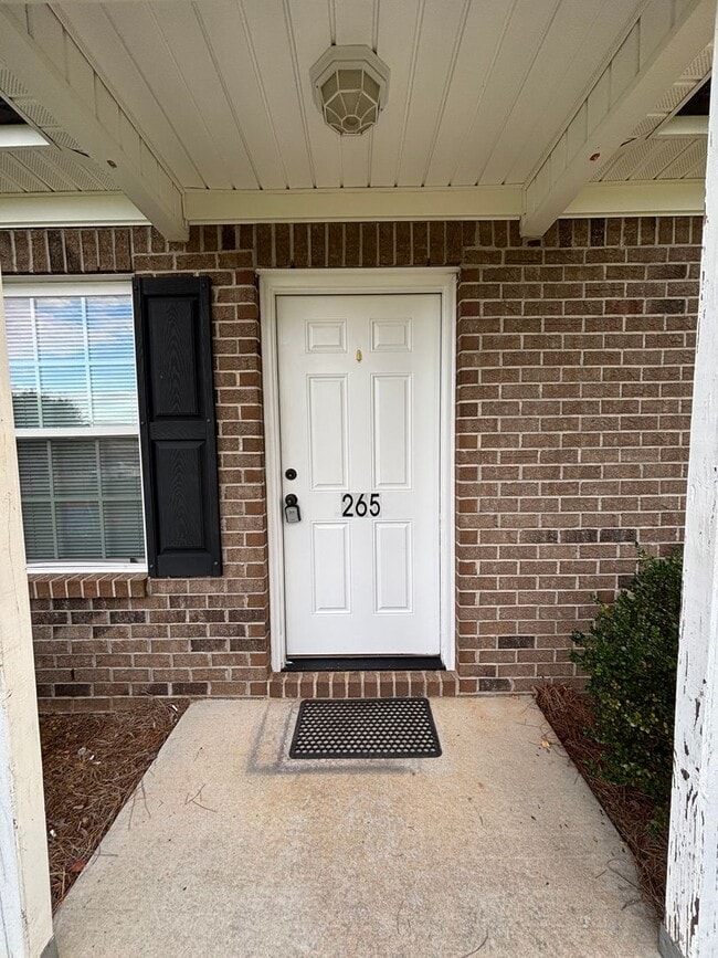 Building Photo - 265 Harmon Ln
