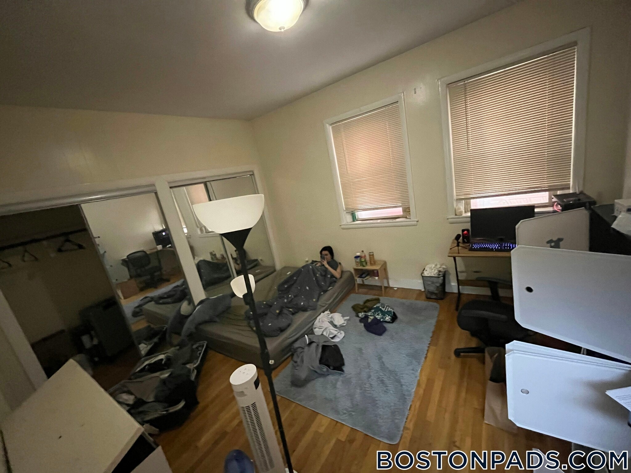 Building Photo - 879 Beacon St