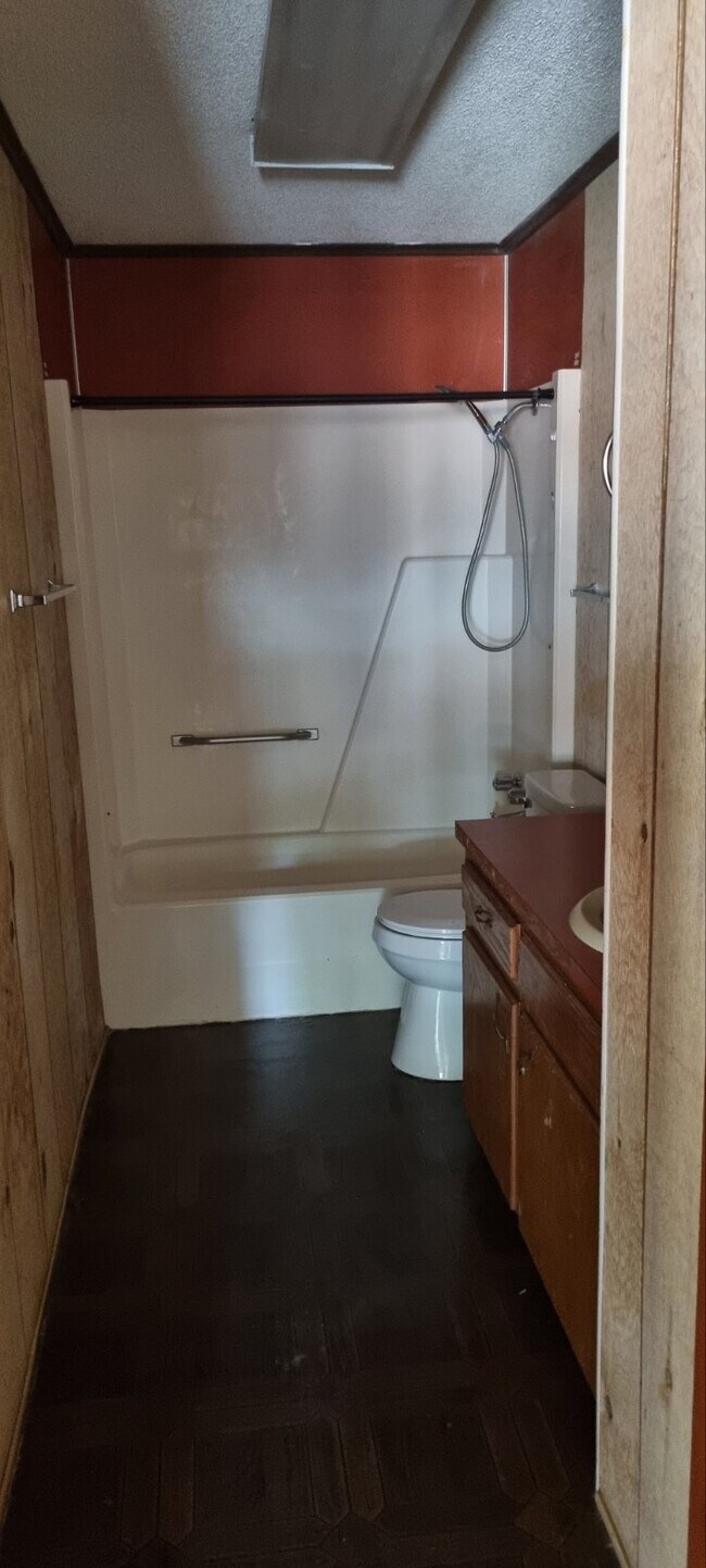 Building Photo - Oak Ridge Apartment