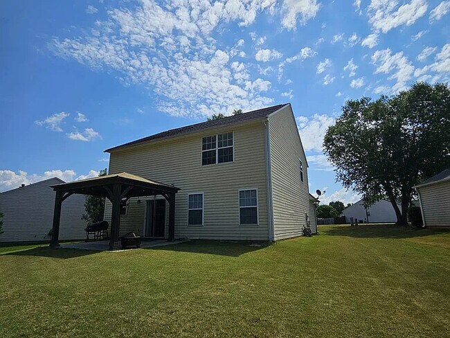 Building Photo - 211 Night Heron Dr