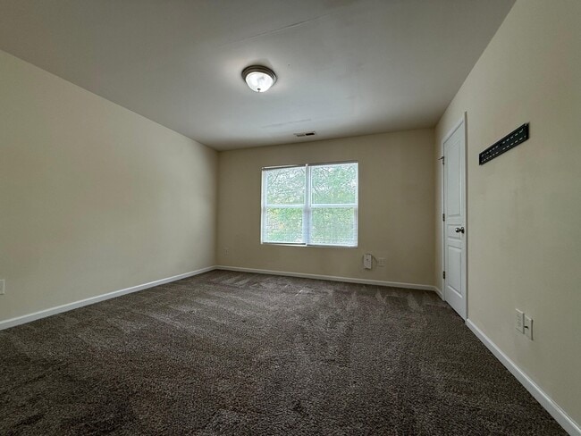 Building Photo - 8506 Quarton Dr