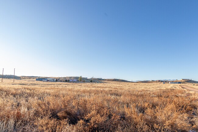 Building Photo - 20945 Via Duran Point