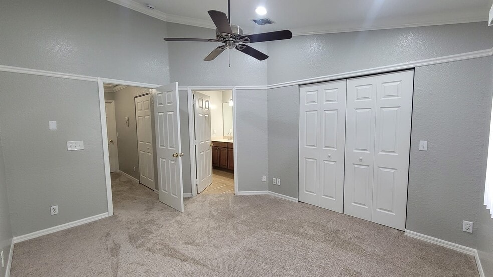 Building Photo - 10077 Lone Cypress St