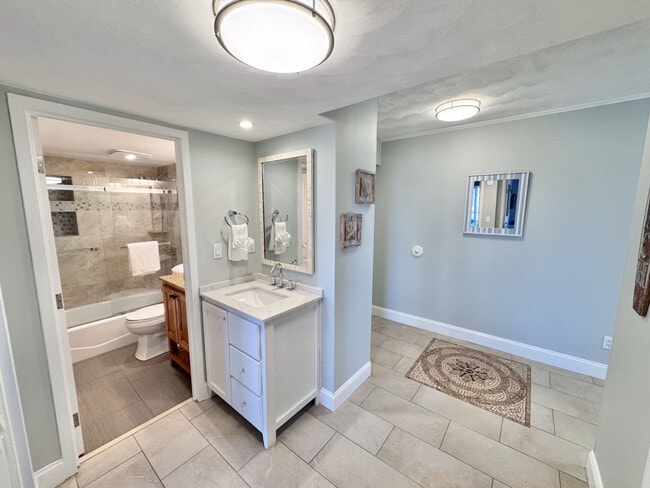 Building Photo - 303 Atlantic Ave