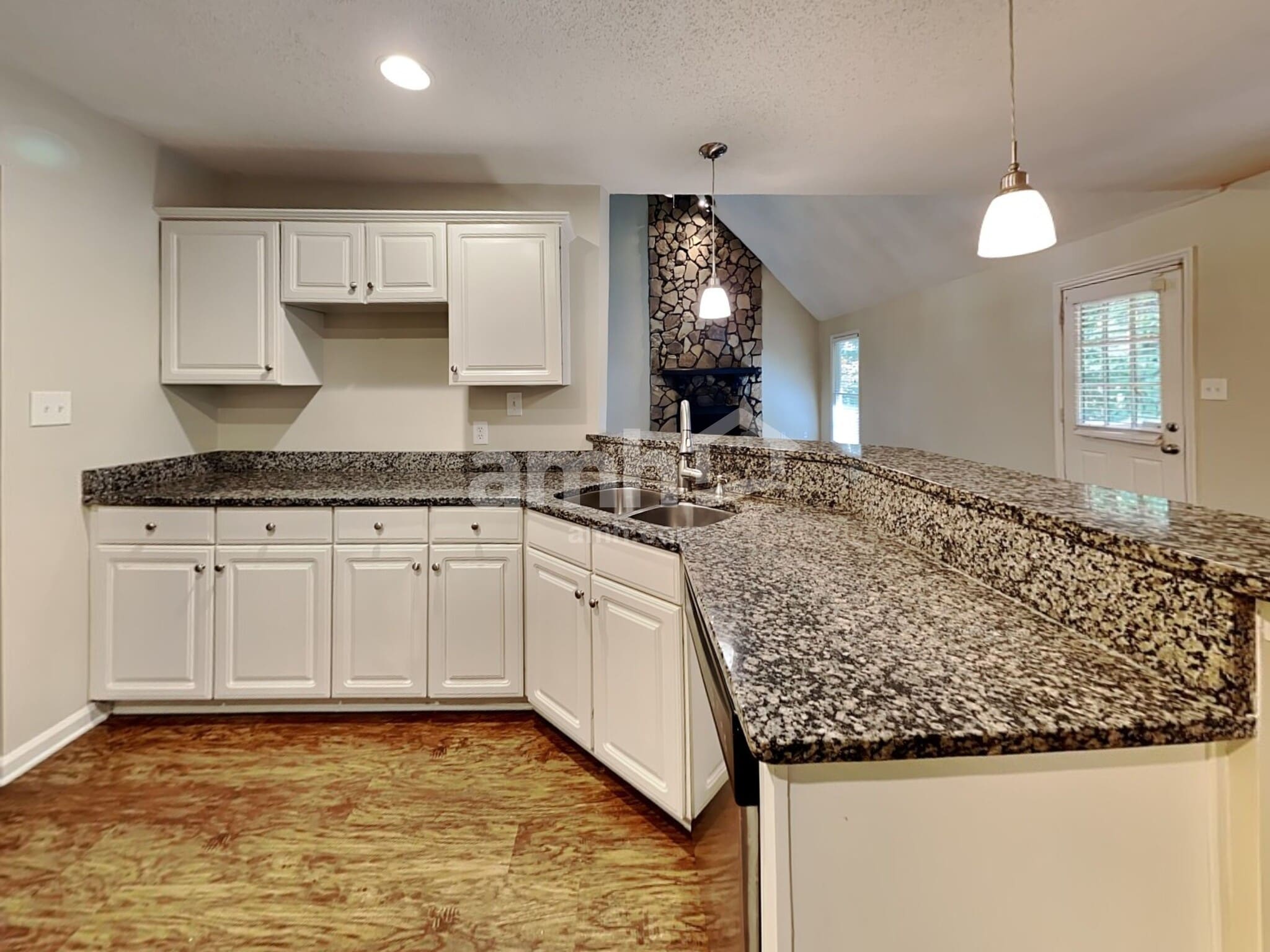 Building Photo - 581 Thornbush Ter