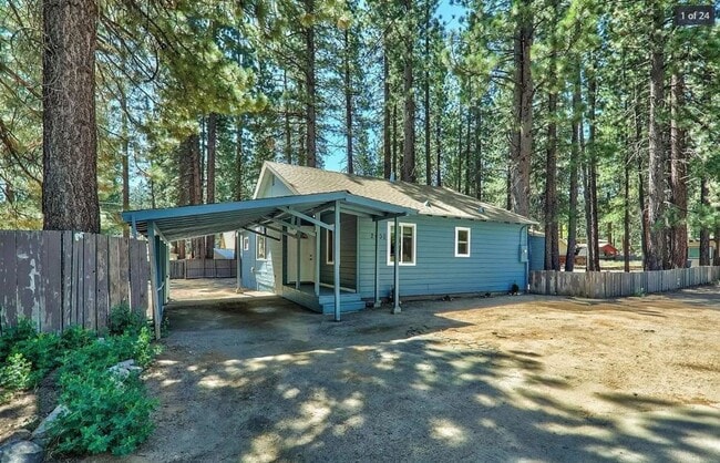 Building Photo - *LONG TERM RENTAL*