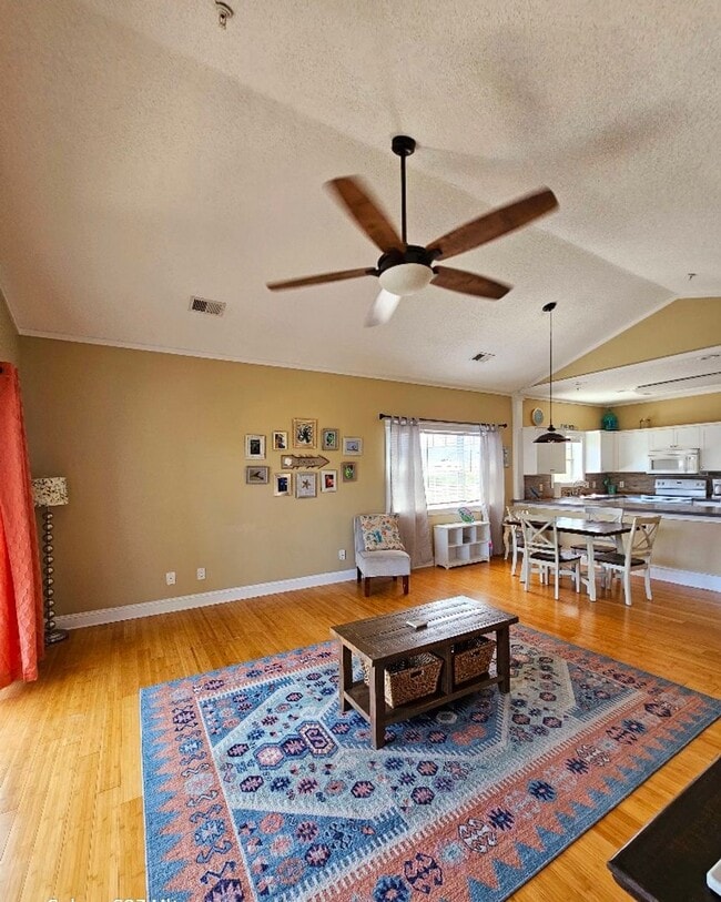 Building Photo - Azalea Lakes - Fully Furnished Long Term Rental in Myrtle Beach, SC