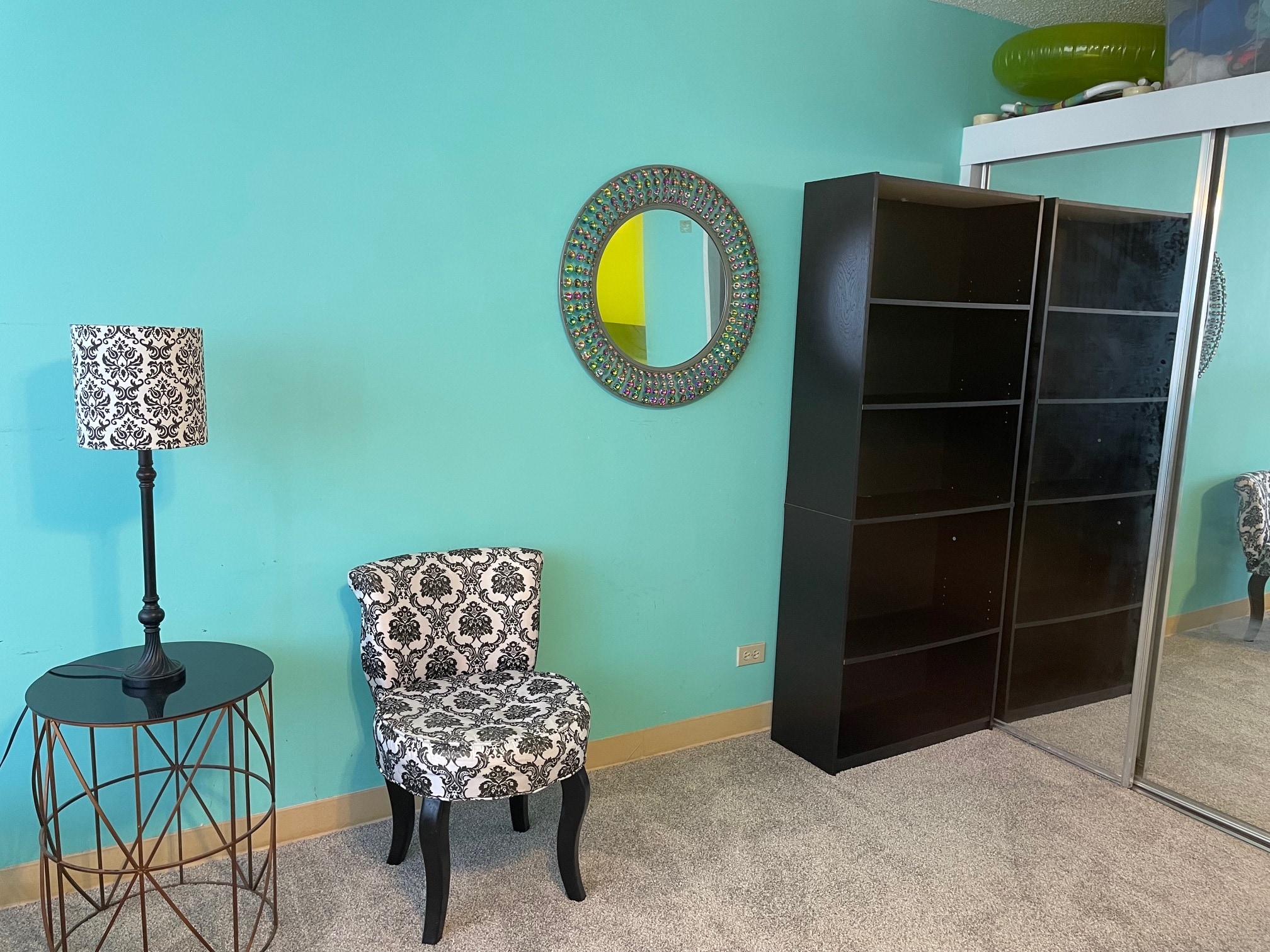 Building Photo - 1550 Rycroft St