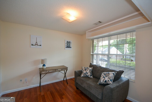 Building Photo - 4511 Ravenwood Pl