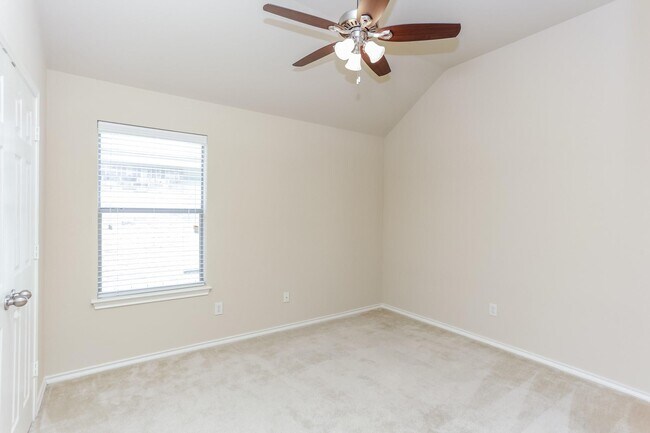 Building Photo - 20214 Broad Run Ln