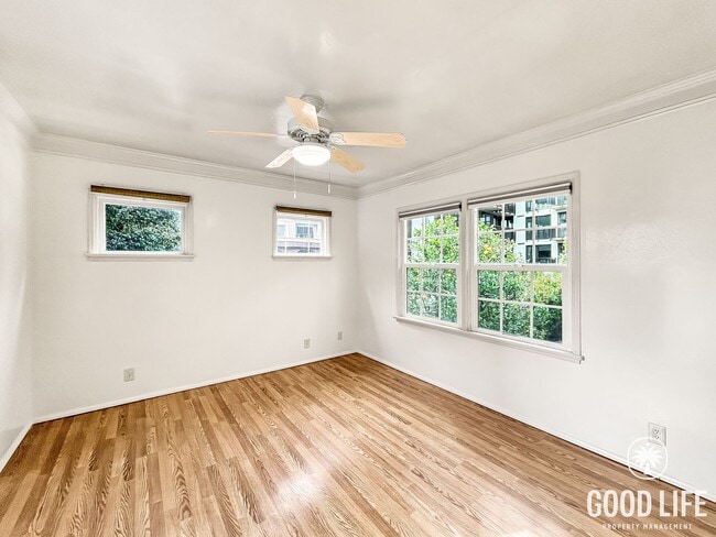 Building Photo - Beautiful 2BD/1BA Condo Located in Hillcrest! W/ Laundry On-Site and Across The Street From Balbo...