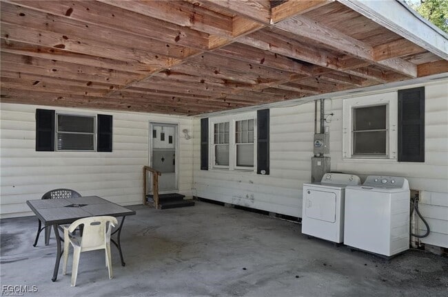 Building Photo - 10461 McGregor Blvd